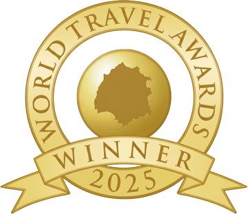 world-traver-awards badge